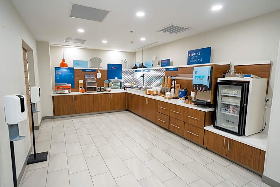 Holiday Inn Express Hotel & Suites Kodak East-Sevierville
