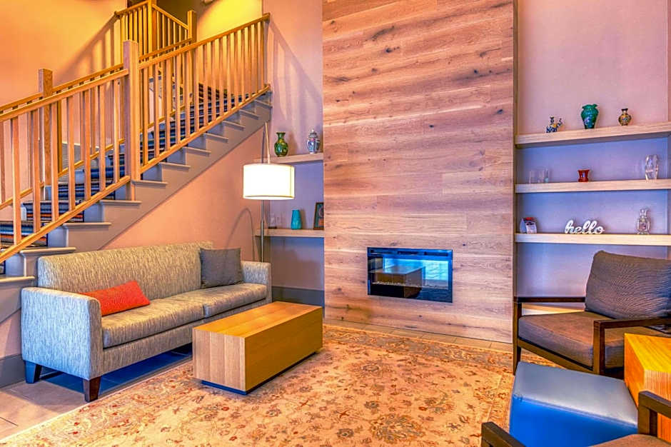 Country Inn & Suites by Radisson, Crystal Lake, IL