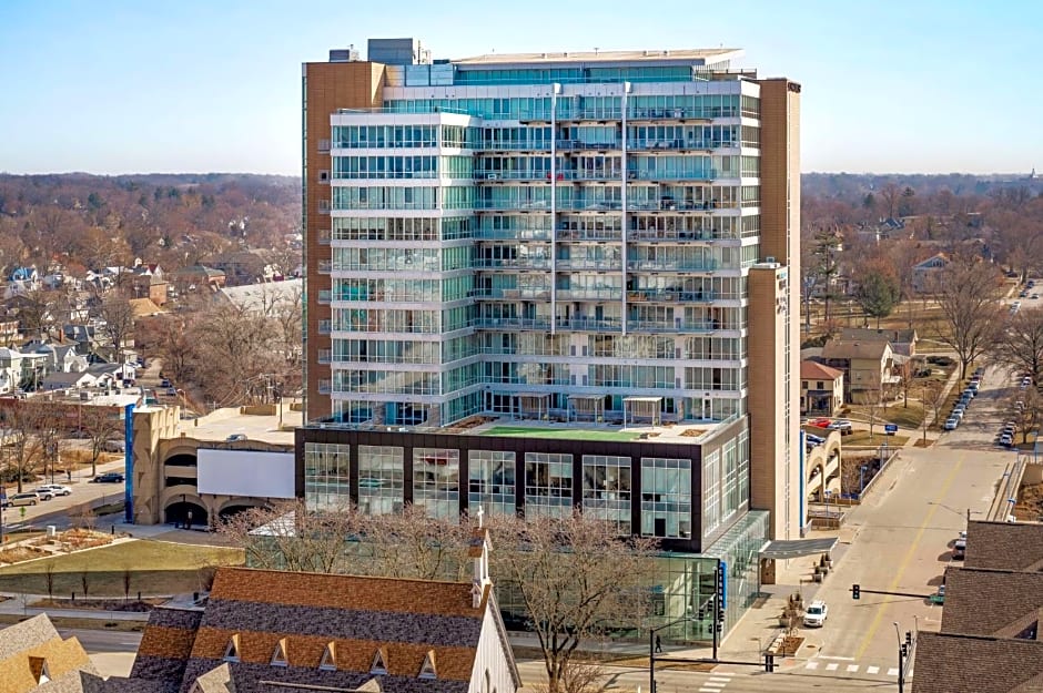 Hotel Chauncey Iowa City Tapestry Collection by Hilton - featured photo