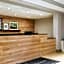 Country Inn & Suites by Radisson, St. Cloud East, MN