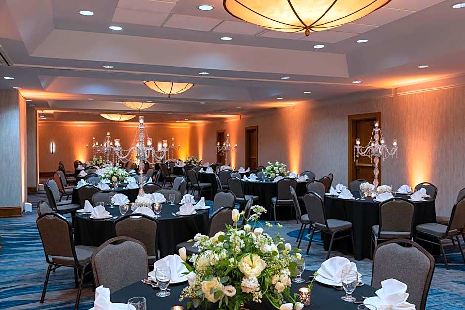 Courtyard by Marriott Chicago at Medical District/UIC