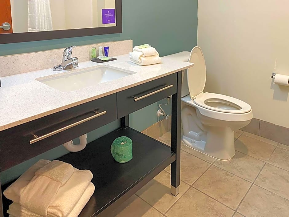 Sleep Inn & Suites - Coliseum Area