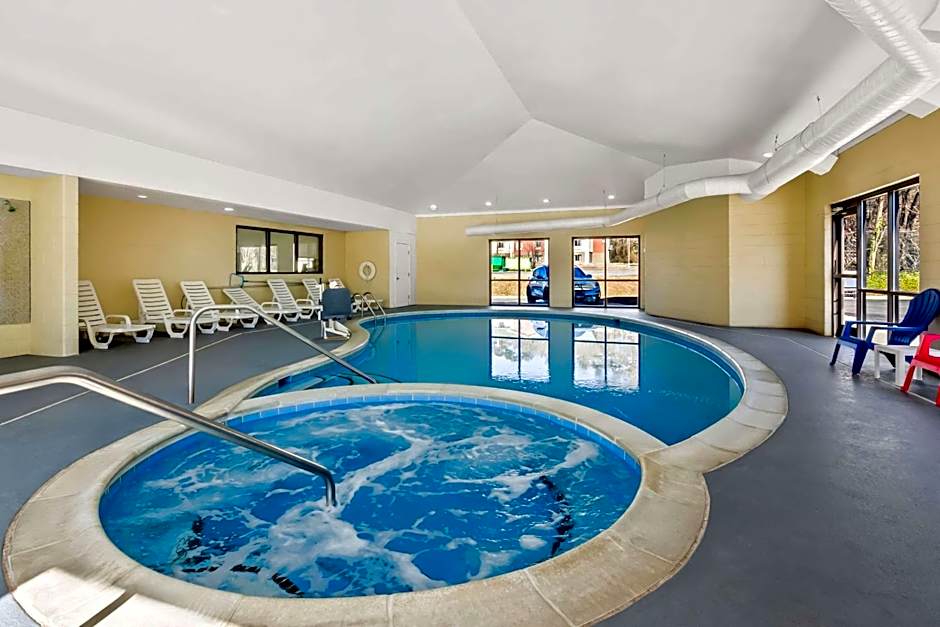 Comfort Suites Salem-Roanoke I-81