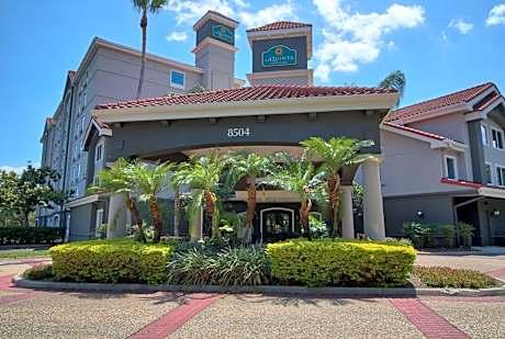 La Quinta Inn & Suites by Wyndham Orlando Convention Center