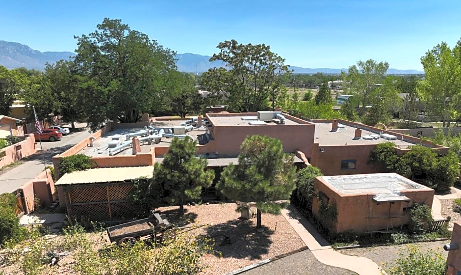 Loba Luna Bed & Breakfast