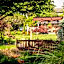 Azalea Garden Inn