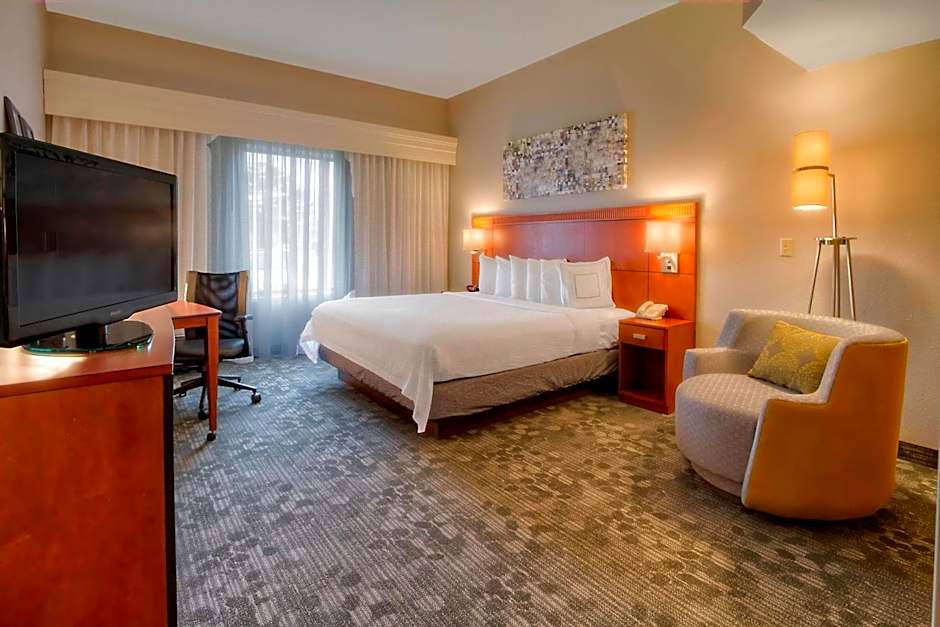 Courtyard by Marriott Memphis Germantown