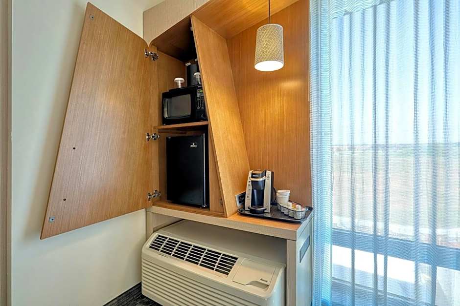 Courtyard by Marriott North Brunswick