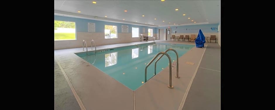 Holiday Inn Express Newington