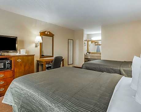 Double with 2 Double Beds - Non-Smoking