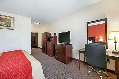 King Room - Accessible/Non-Smoking