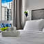 Lux 3BR City-View Retreat in Hollywood, 4th Floor