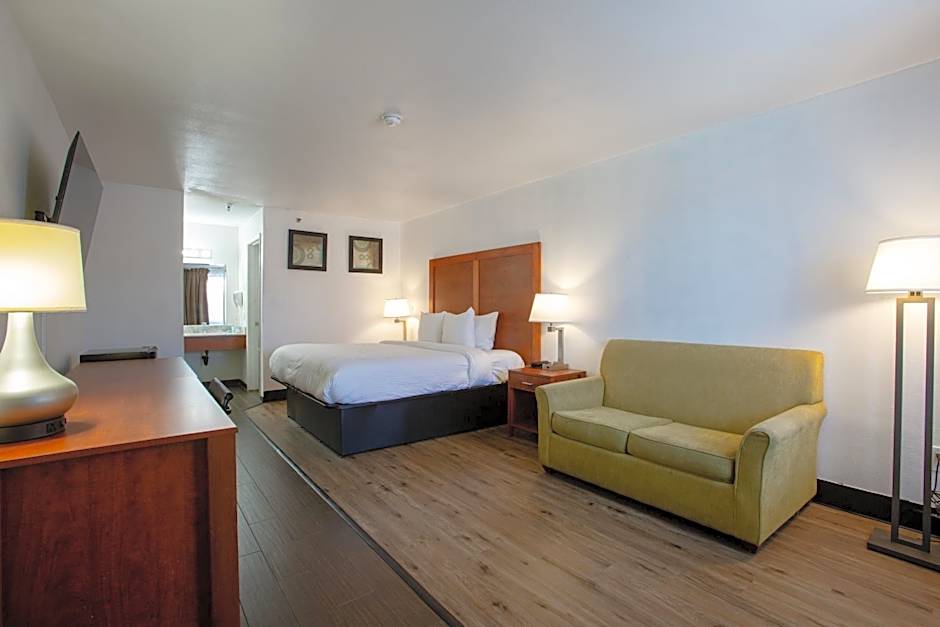 The Hotel Serene Glendale Peoria, Surestay Collection by BW