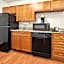Candlewood Suites Salina