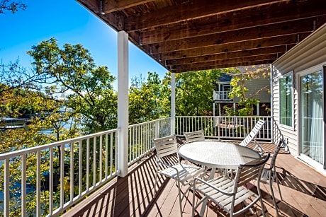 Two Double Beds - Estates Complex