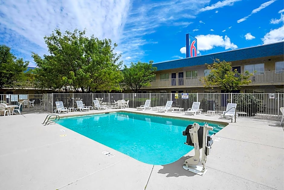 Motel 6-Holbrook, AZ
