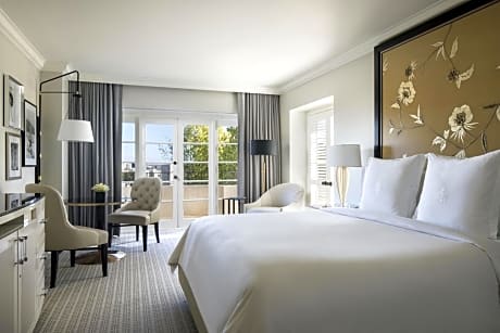 Premier King Room with Balcony
