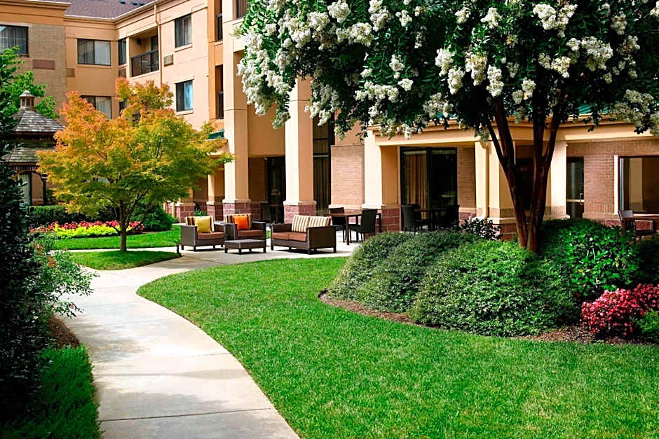 Courtyard by Marriott Atlanta Alpharetta