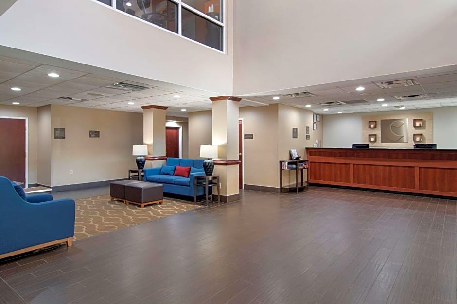 Comfort Suites Woodstock - Atlanta North