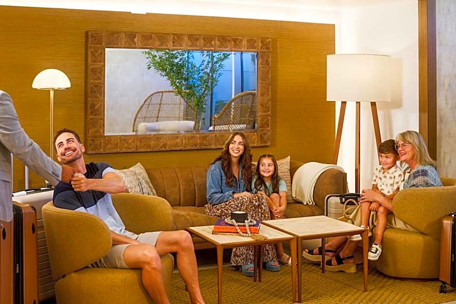 Casa Costera, Isla Verde, Apartments by Marriott Bonvoy