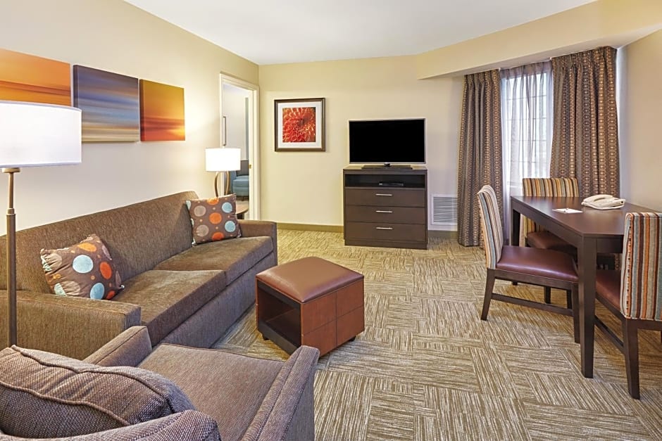 Staybridge Suites Glenview