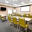 Holiday Inn Express and Suites St Louis-Chesterfield