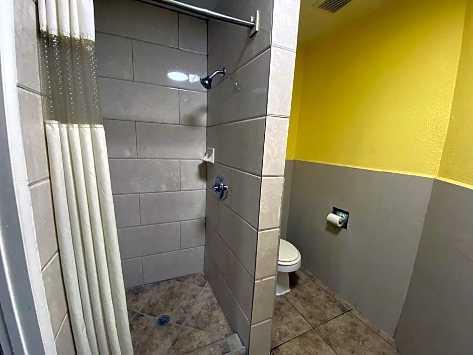 4 Star Motel