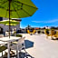 Naples Park Central Hotel