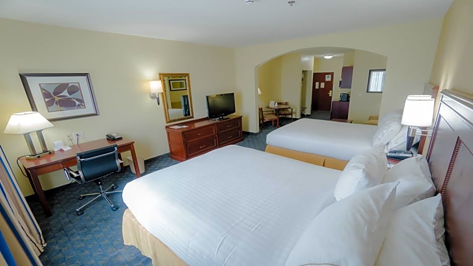 Holiday Inn Express Hotel & Suites Pampa