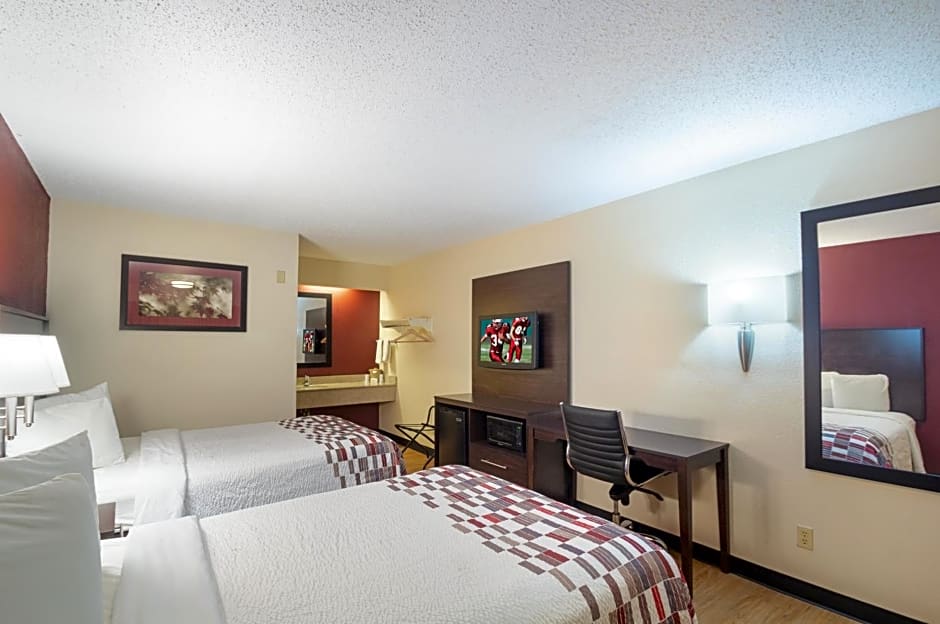 Red Roof Inn Cincinnati East - Beechmont