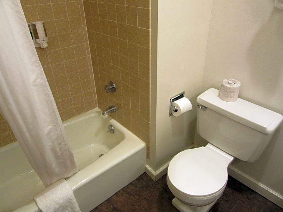 White Buffalo Hotel