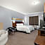 HomeTowne Studios by Red Roof East Lansing - Okemos