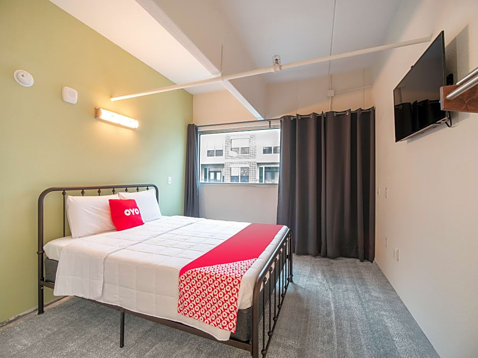 OYO Hotel & Apartments Houston Galleria