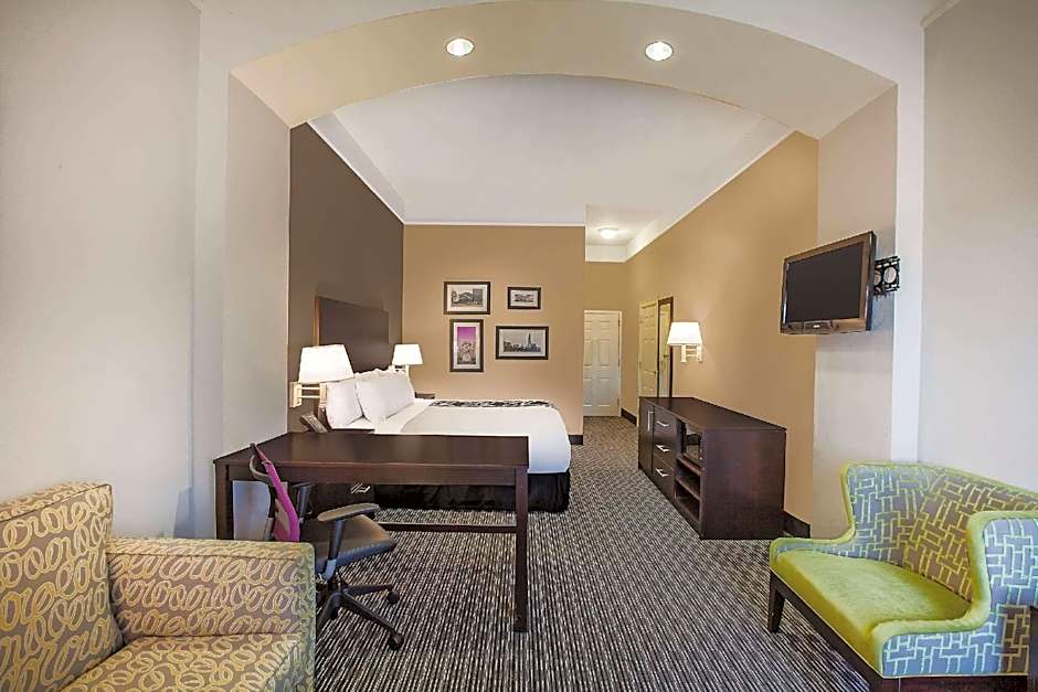 La Quinta Inn & Suites by Wyndham Beaumont West