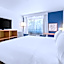 Spark by Hilton Modesto
