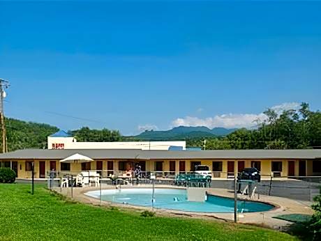 Relax Inn - Bryson City