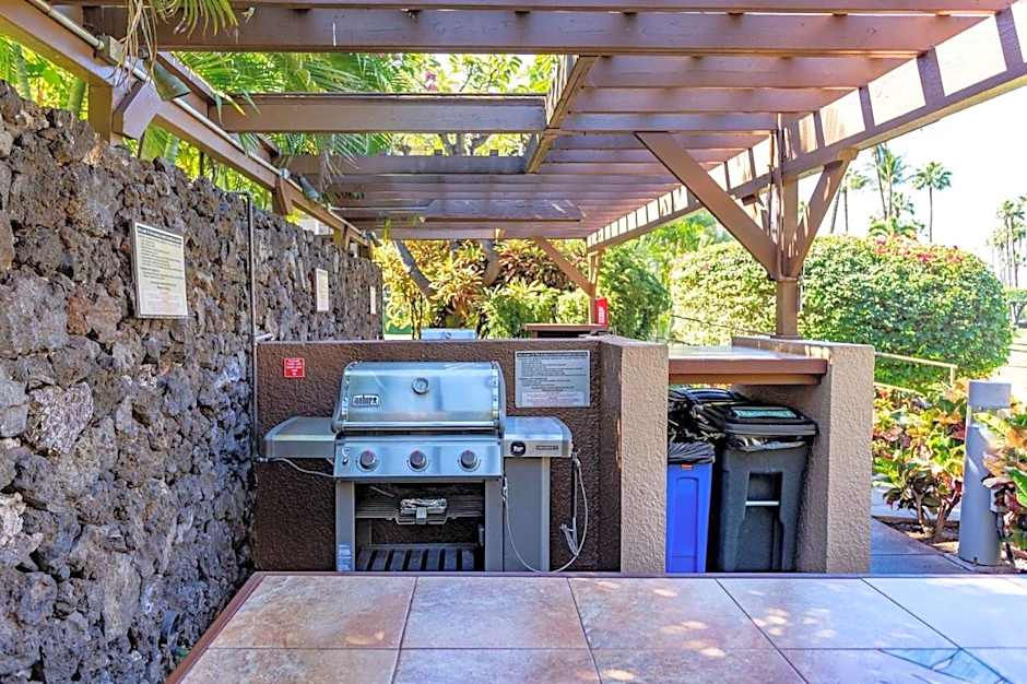 Cozy Condo in Kihei at Kamaole Sands Building 3 Unit 202