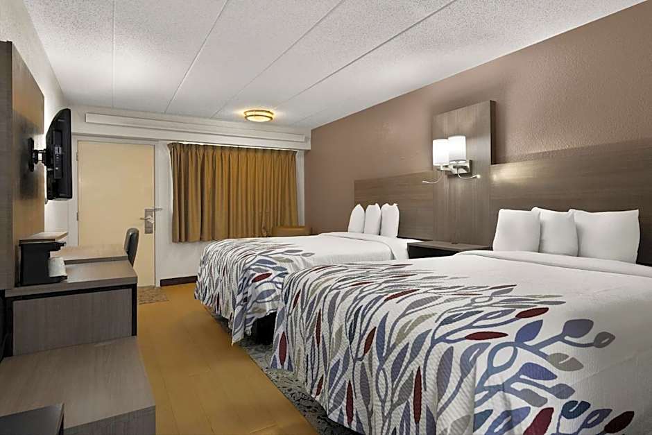 Red Roof Inn Cleveland - Westlake