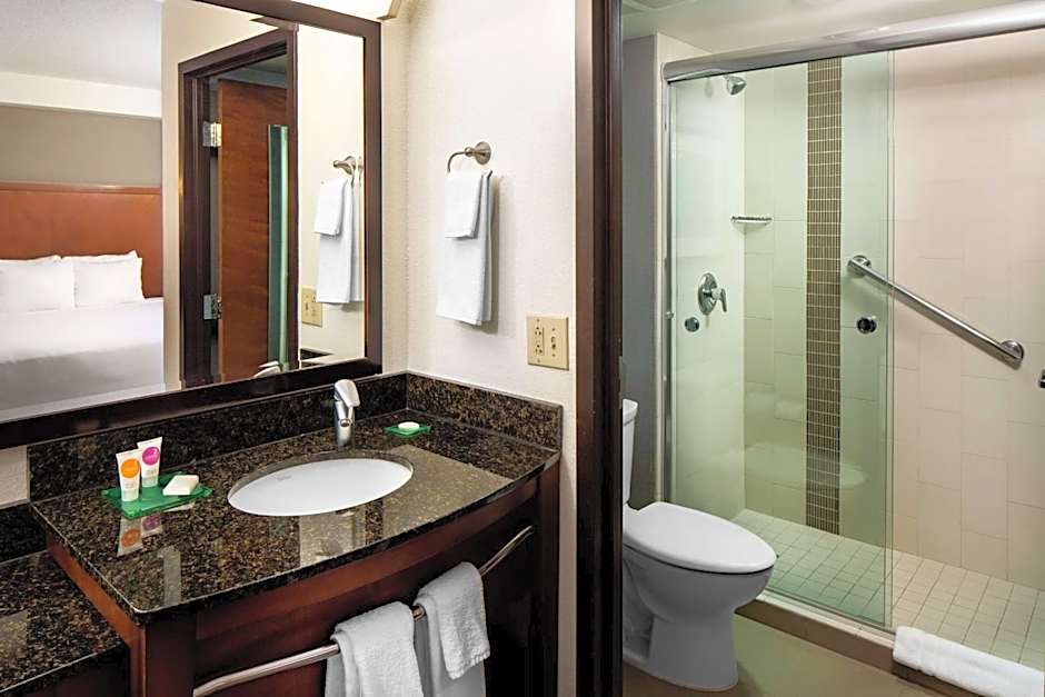 Hyatt Place Roanoke Airport/Valley View