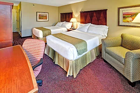 2 Double Beds Nonsmoking
