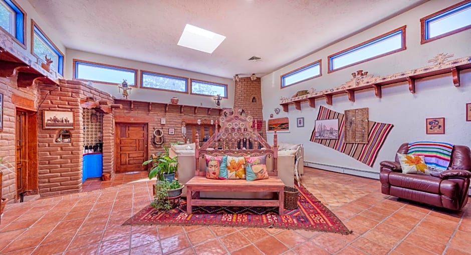 Loba Luna Bed & Breakfast