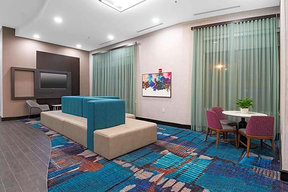 Hampton Inn By Hilton & Suites - Raleigh Downtown