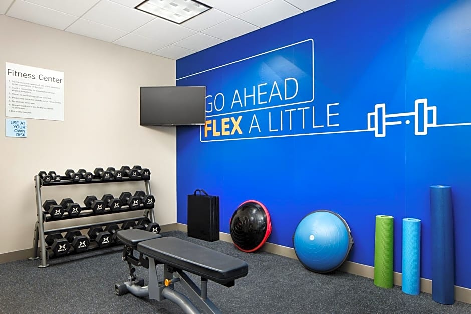 Holiday Inn Express And Suites Wheeling