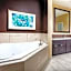 Exclusive 2BR Condo Retreat, Featuring a Lazy River - Special Offer Now!
