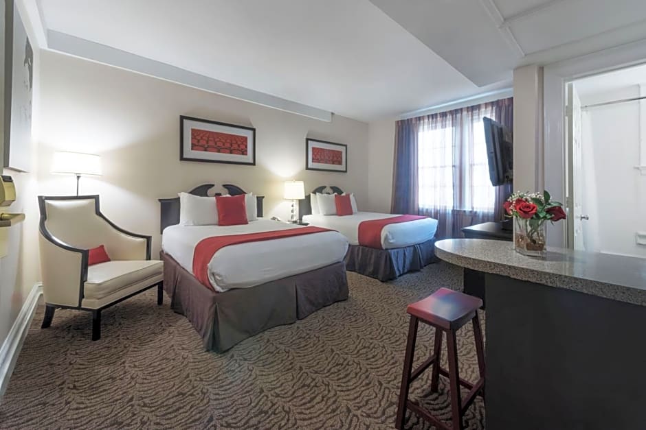 Artmore Hotel