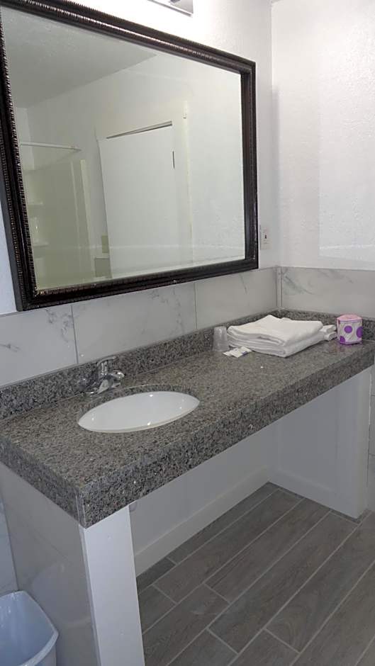 ECONOMY INN