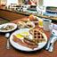 Comfort Inn & Suites Oakland