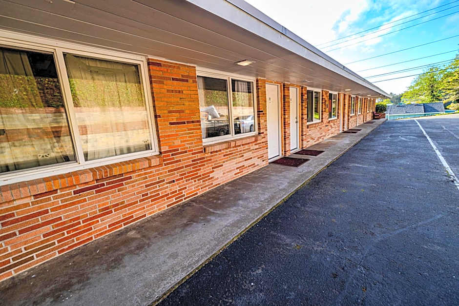 Four Winds Motel