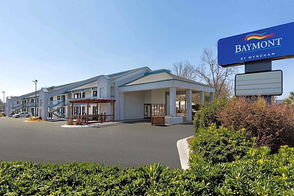 Baymont by Wyndham Wilmington