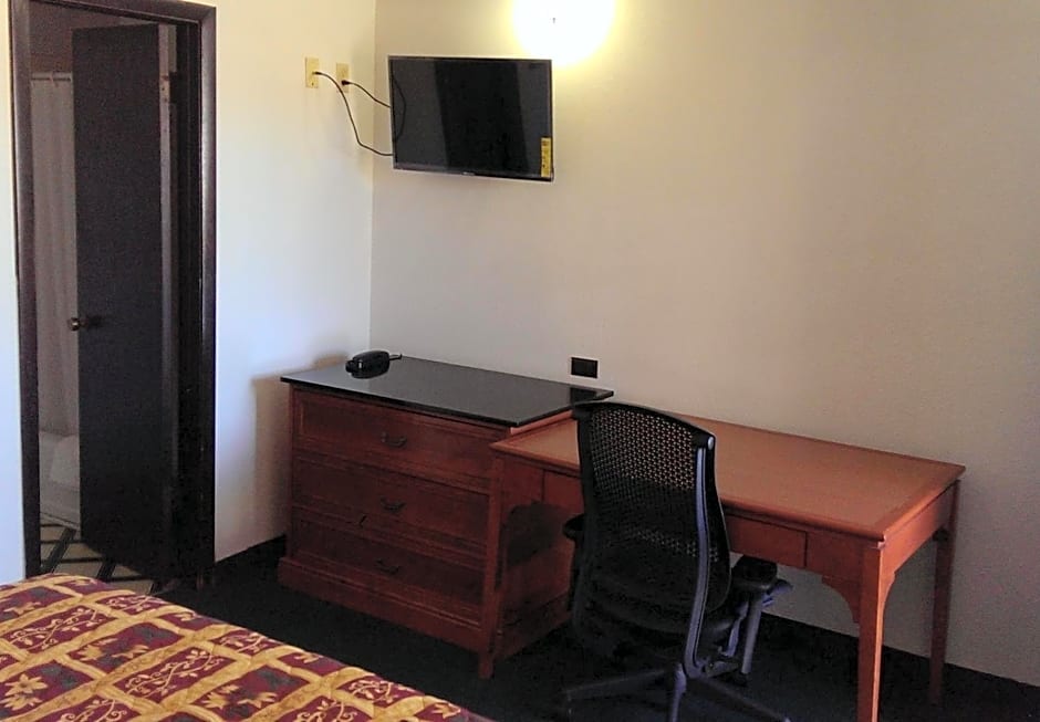 Airport Lodge